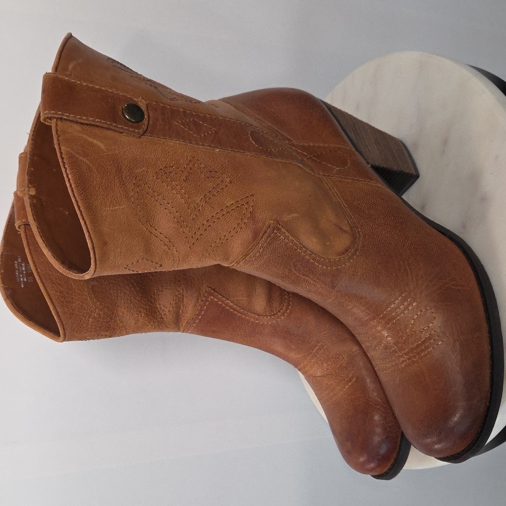 Gianni Bini Tan Heeled Boots Size 10